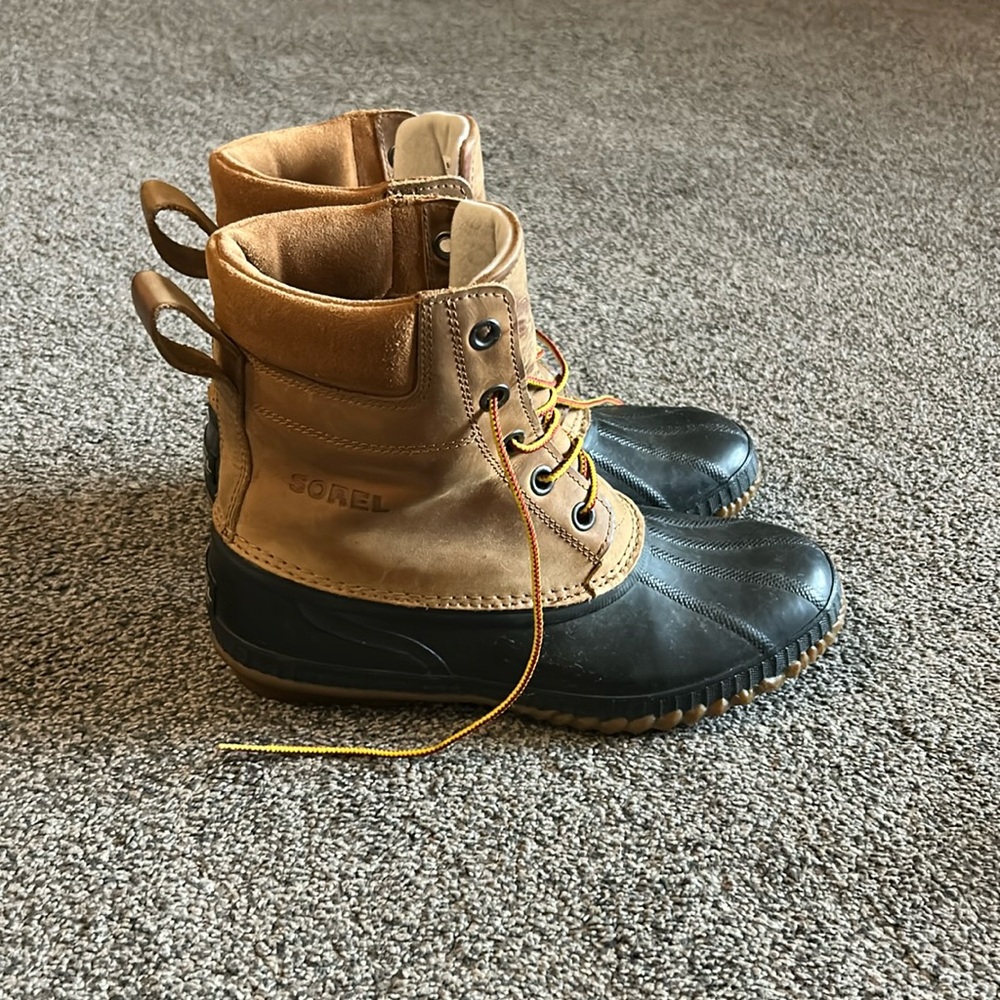 Men’s Sorely Waterproof Boots, lightly worn